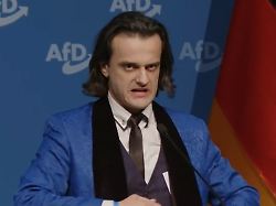 Bild: Kandidat mit rollendem R: AfD schmeißt Alexander Eichwald aus der Partei